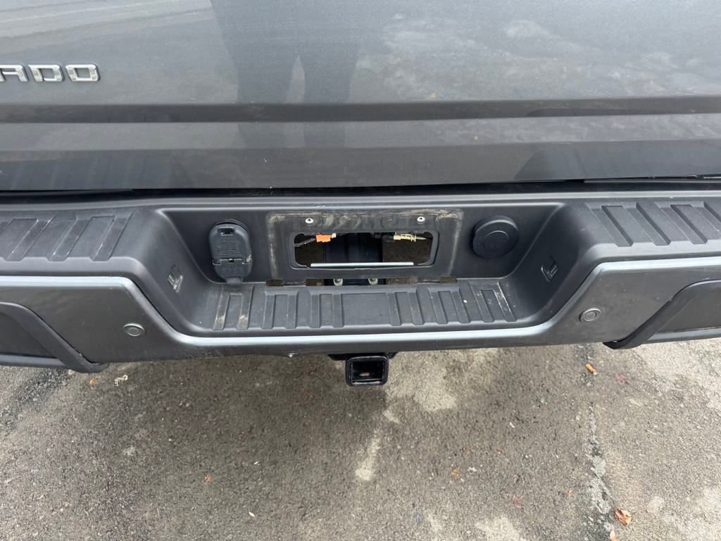 2022 Chevrolet Colorado Z71 photo 12