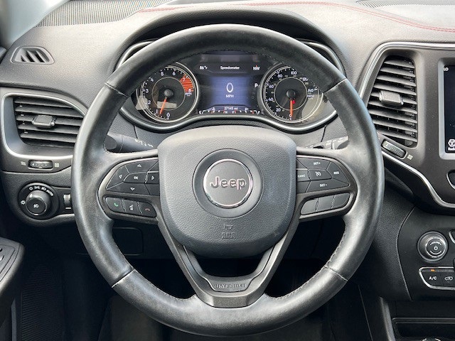 2019 Jeep Cherokee Trailhawk photo 22