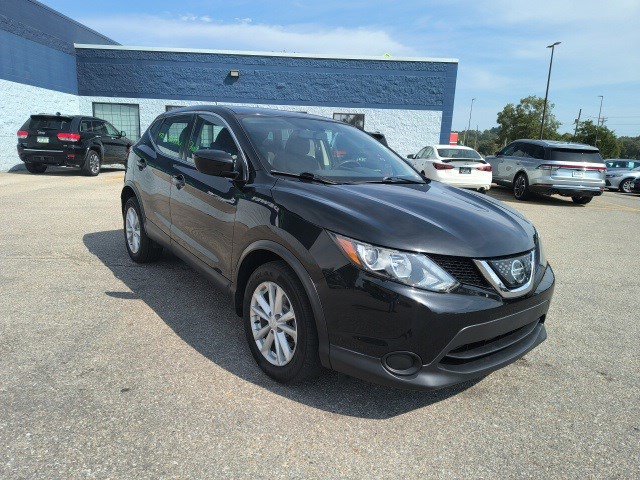 2018 Nissan Rogue Sport S photo 7
