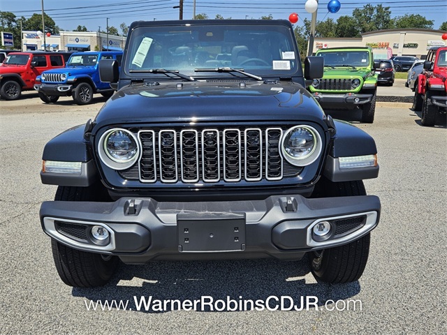 2025 Jeep Wrangler Sahara photo 2