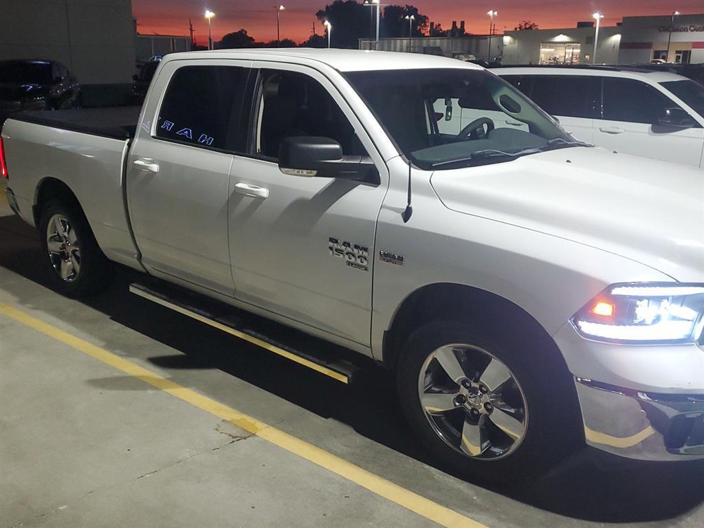 2019 Ram 1500 Classic Big Horn photo 3