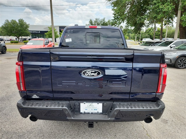 2025 Ford F-150 Lariat photo 4