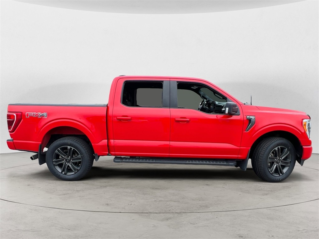 2022 Ford F-150 XLT photo 2
