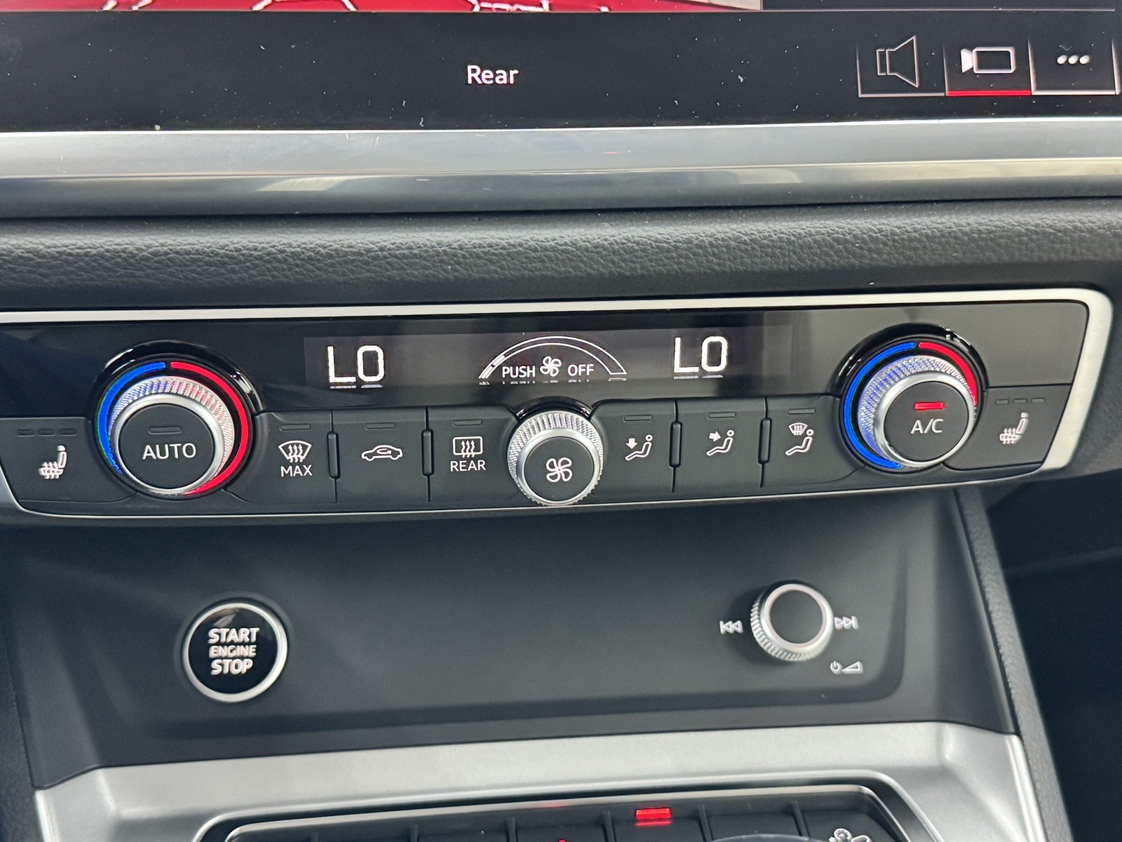 2024 Audi Q3 S line Premium photo 28