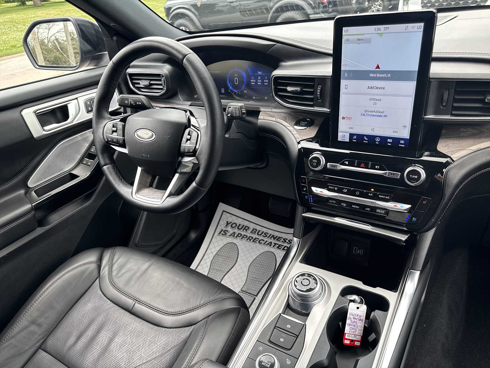 2022 Ford Explorer Platinum photo 40