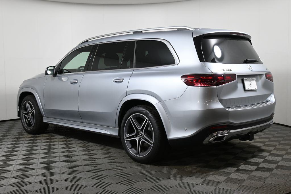 2025 Mercedes Benz GLS 450 4MATIC photo 4