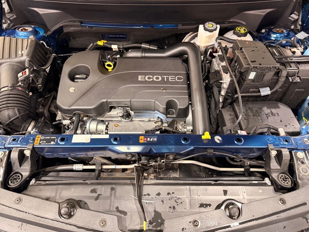 2021 Chevrolet Equinox LT photo 4