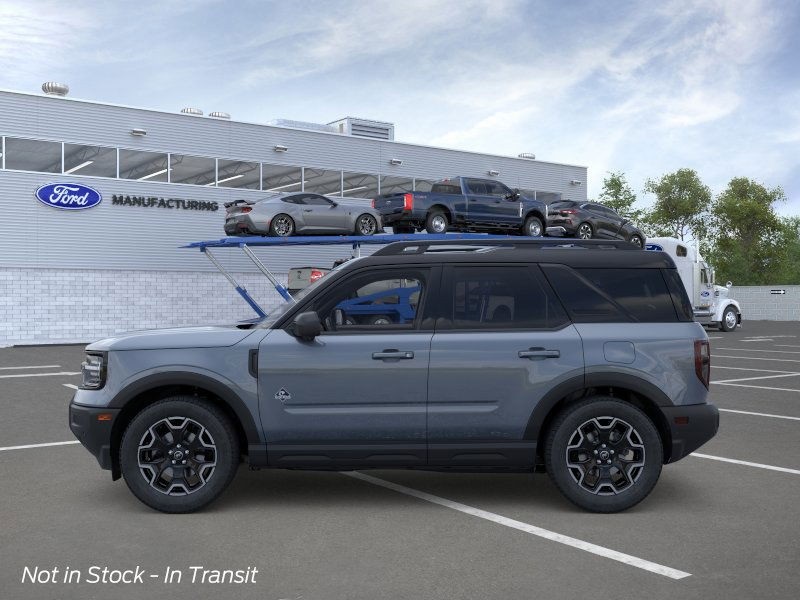 2025 Ford Bronco Sport Outer Banks photo 4