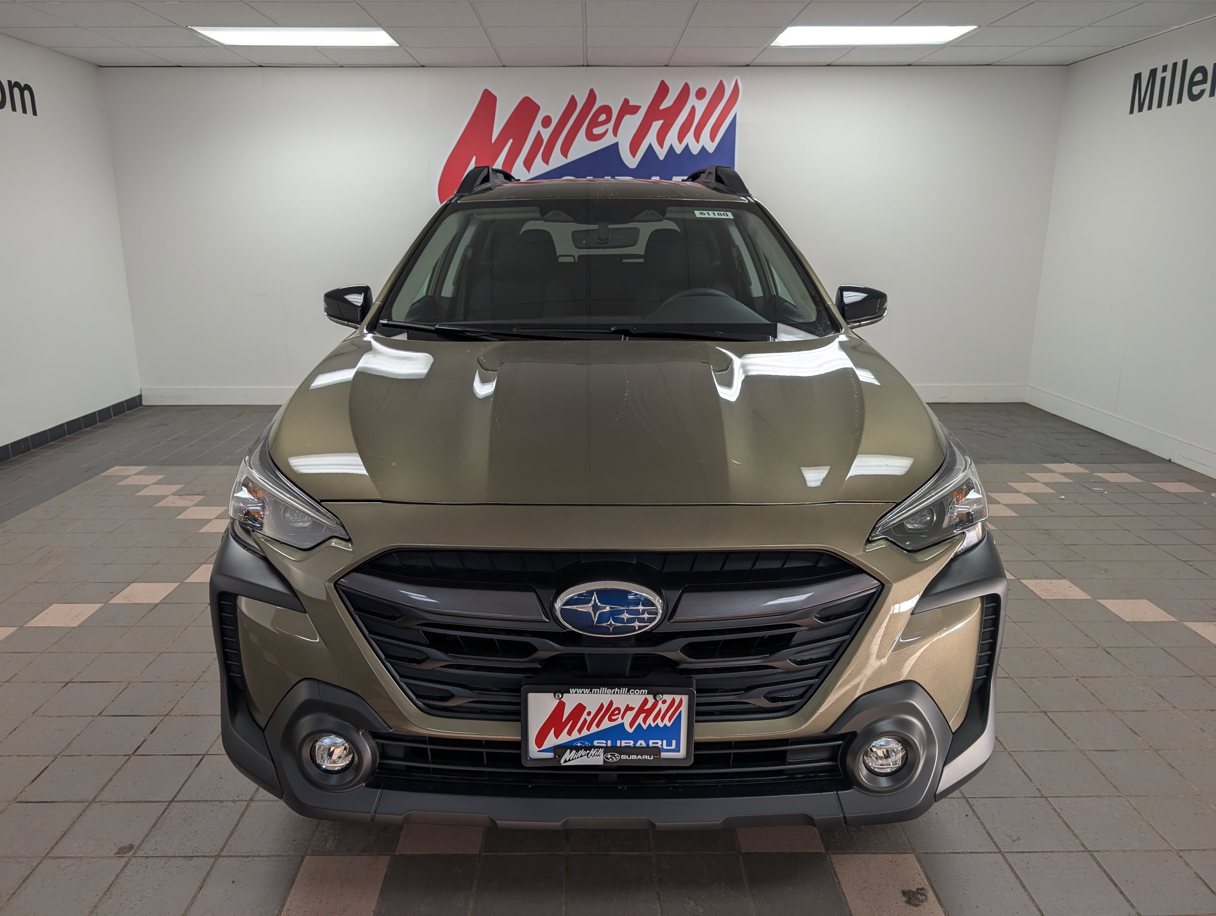 2025 Subaru Outback Premium photo 2