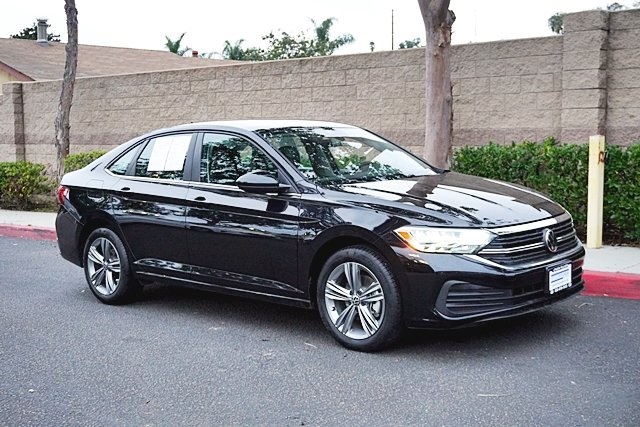 Used 2024 Black Volkswagen 1.5T SE image 5