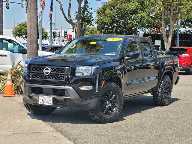 2022 Nissan Frontier SV photo 2