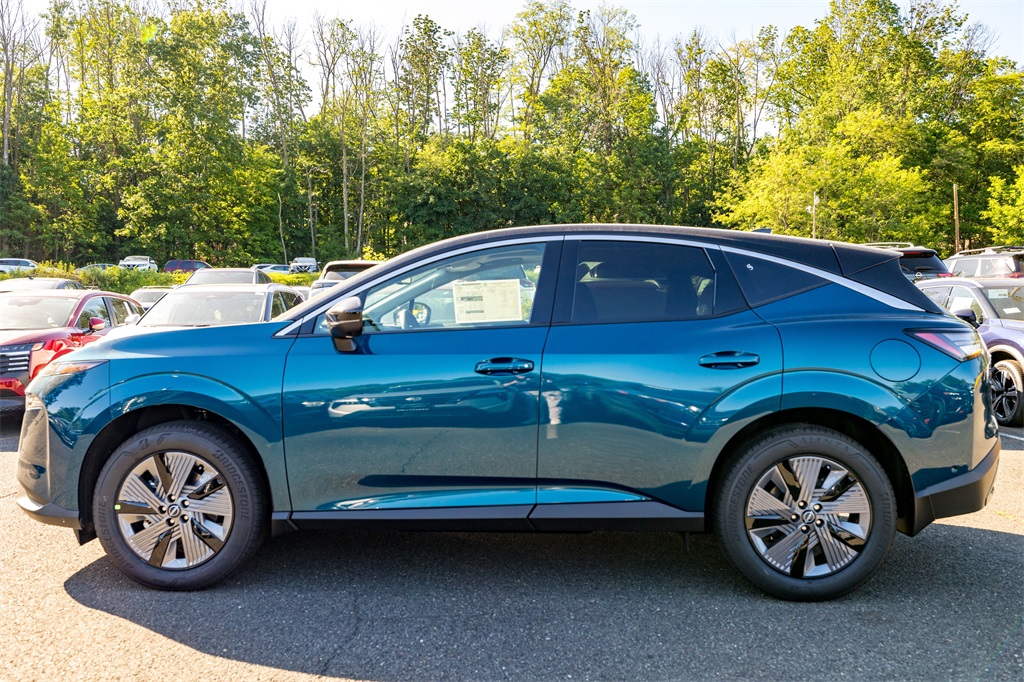 2025 Nissan Murano SL photo 5