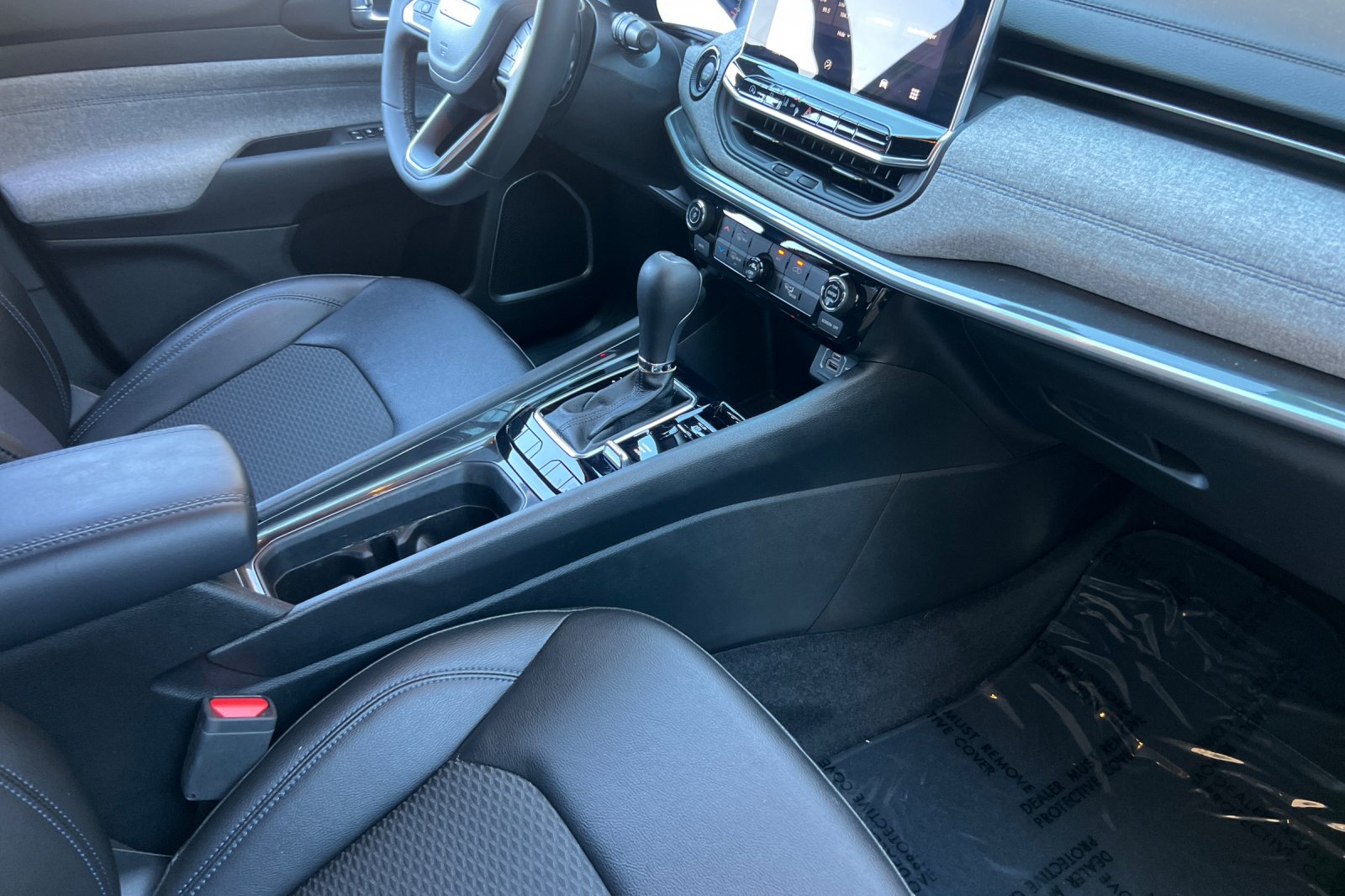 2024 Jeep Compass Latitude photo 12