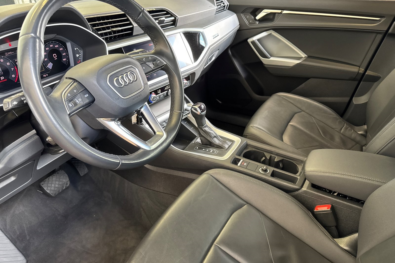 2022 Audi Q3 Premium S line photo 10