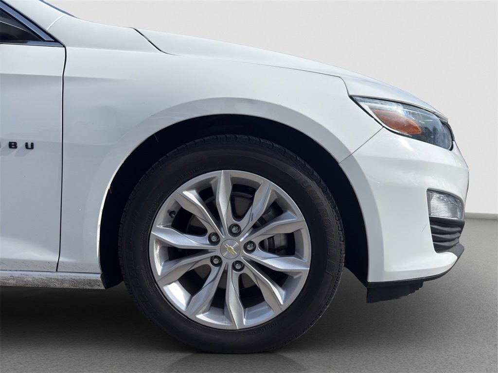 Used 2021 Chevrolet Malibu 1LT with VIN 1G1ZD5ST6MF069643 for sale in Kansas City