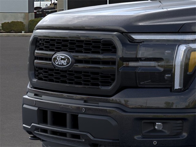 2025 Ford F-150 Lariat photo 14