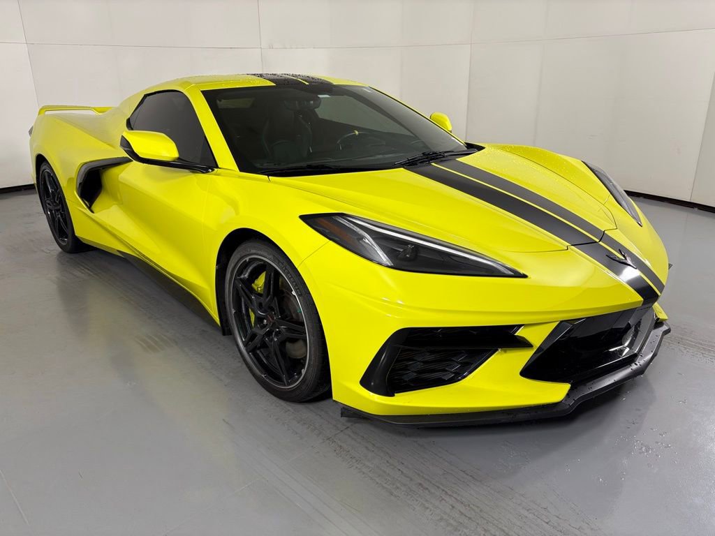 2021 Chevrolet Corvette Stingray 3LT photo 2