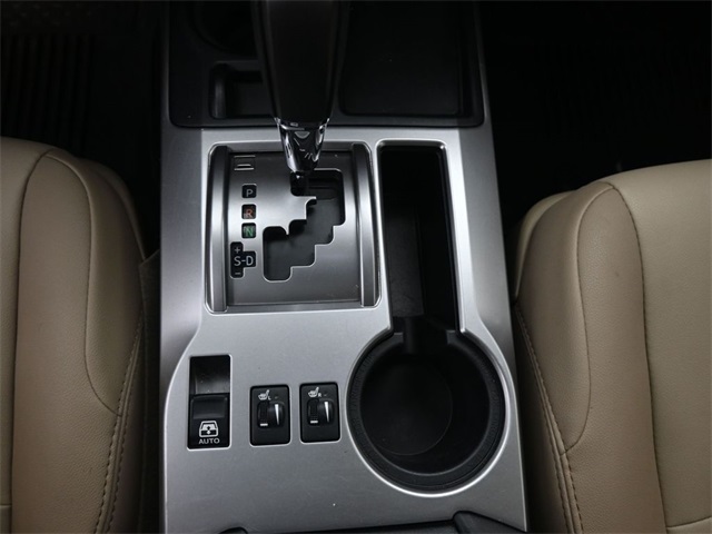 2023 Toyota 4Runner SR5 Premium photo 4