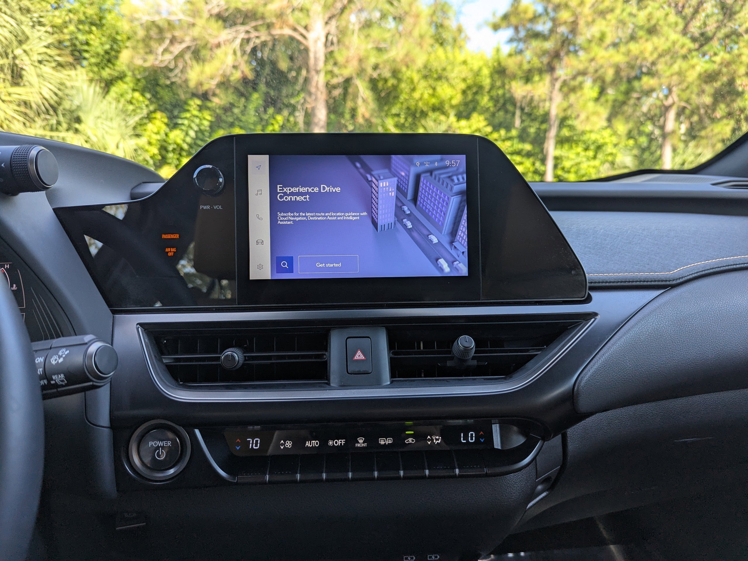 2023 Lexus UX 250h Premium photo 22