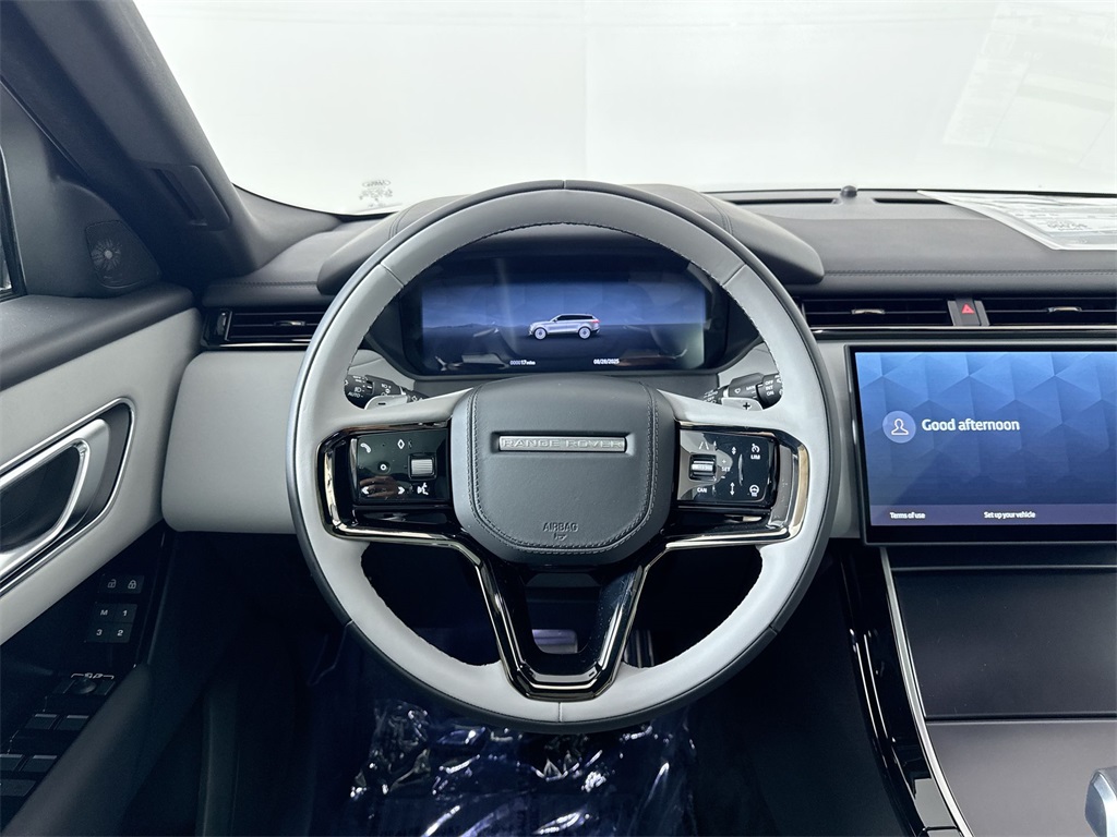 2026 Land Rover Range Rover Velar SE photo 13