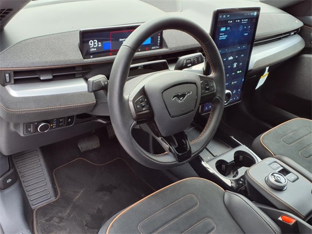 2023 Ford Mustang Mach-E GT photo 4