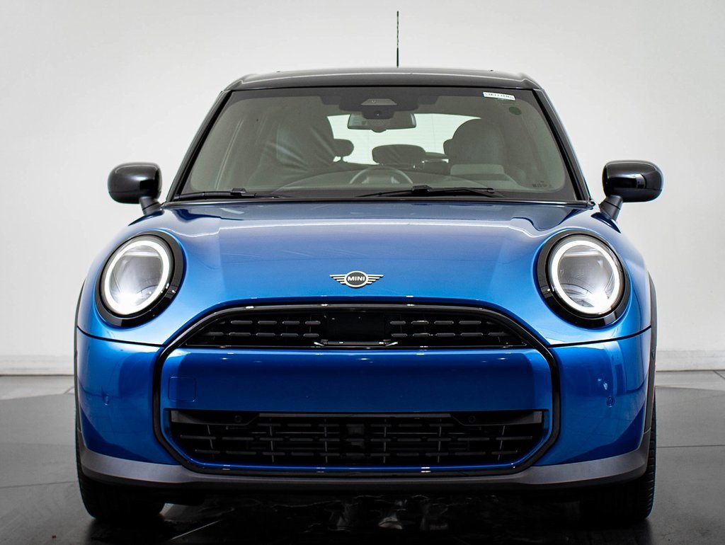 2026 Mini Cooper 4 Door Hardtop Signature photo 2
