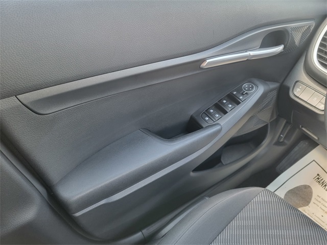 2023 Kia Seltos LX photo 29