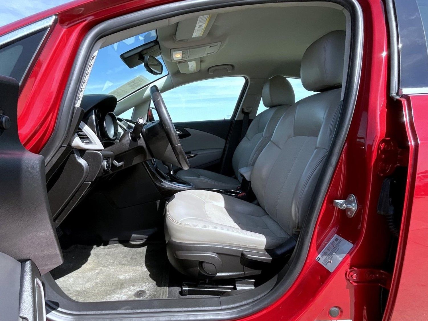 2013 Buick Verano Base photo 10
