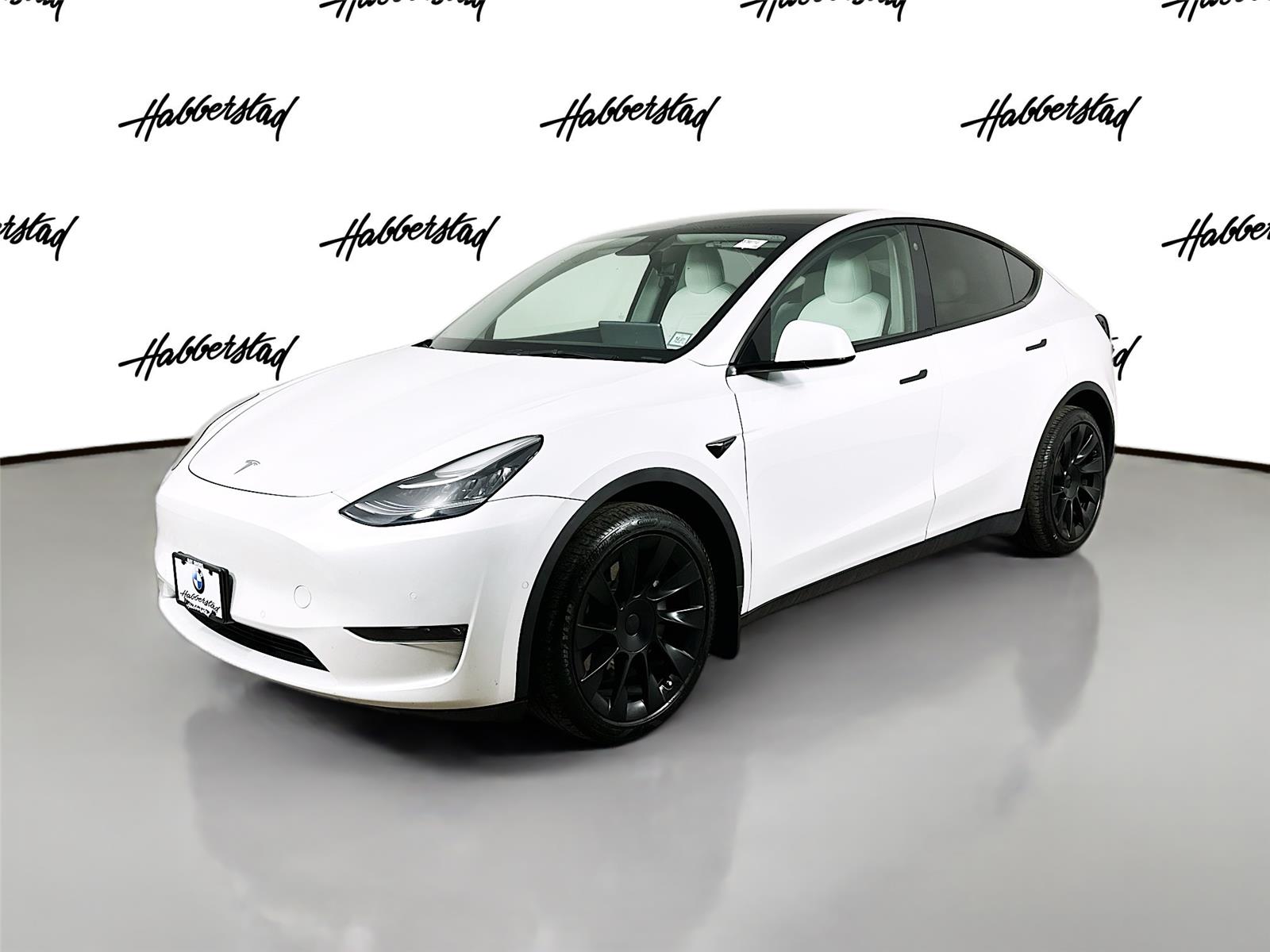 2022 Tesla Model Y Long Range's photo