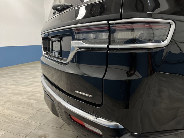 2022 Jeep Grand Wagoneer III photo 34