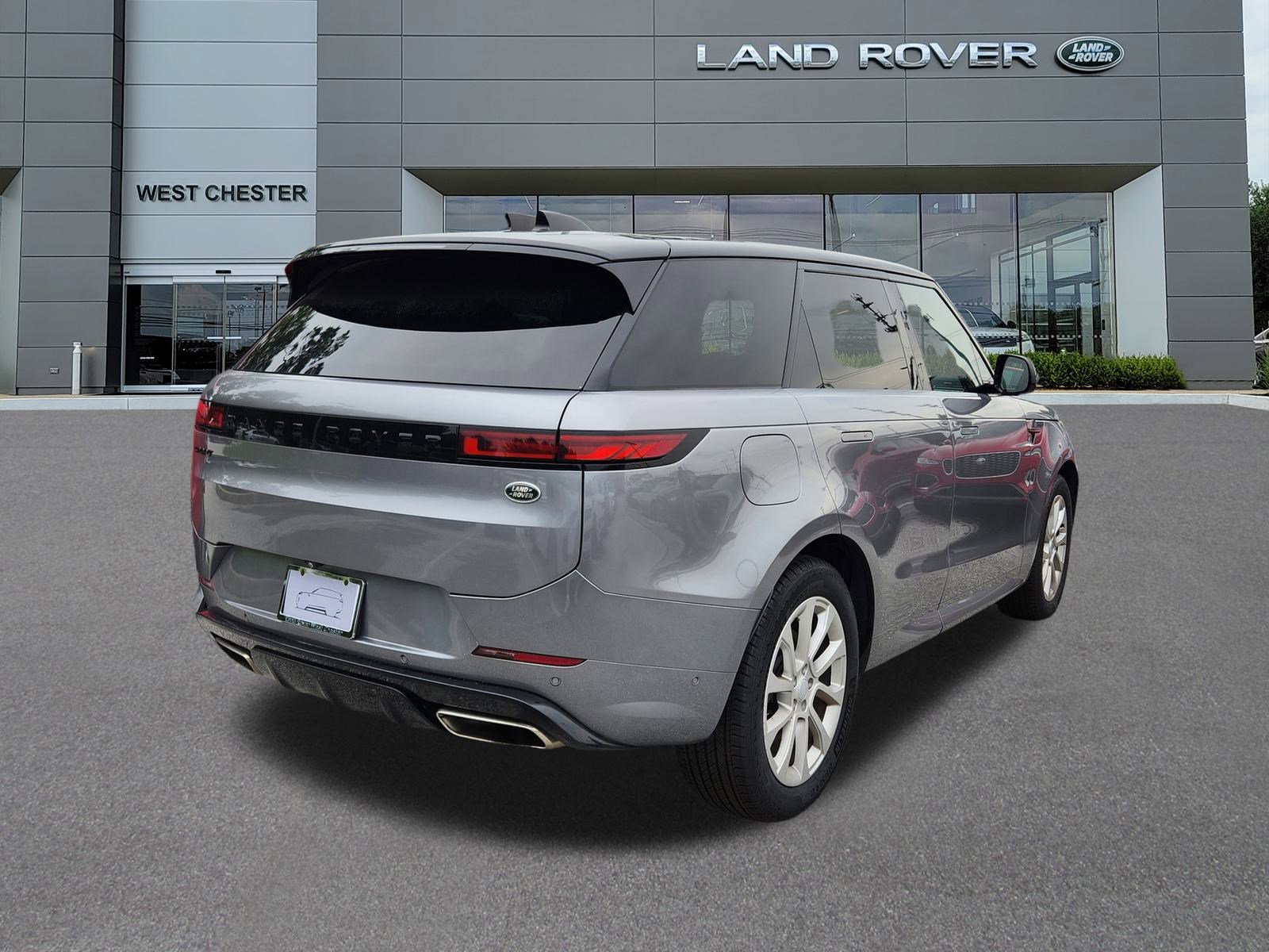 2023 Land Rover Range Rover Sport SE photo 2