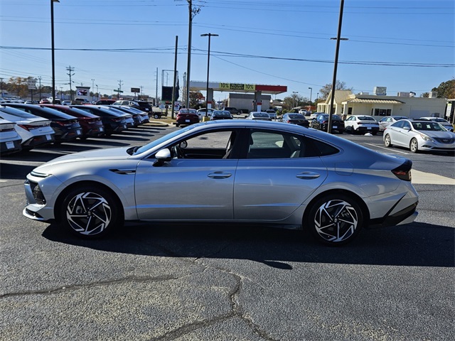 2024 Hyundai Sonata SEL Convenience photo 4