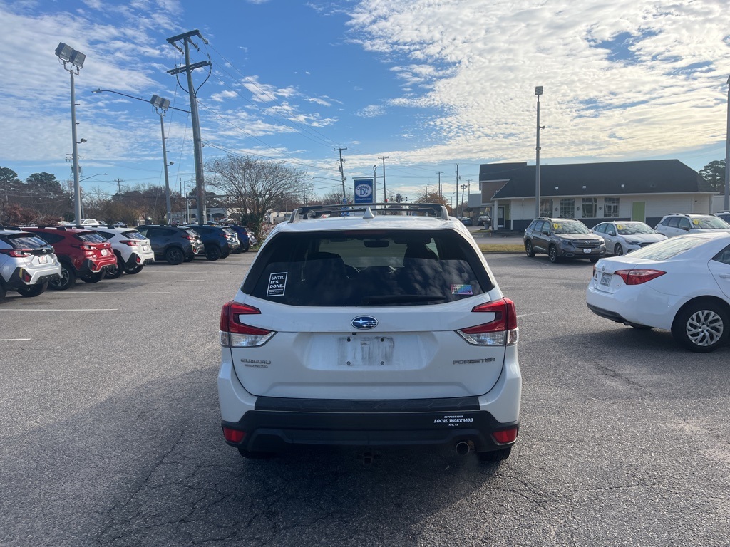2020 Subaru Forester Limited photo 3