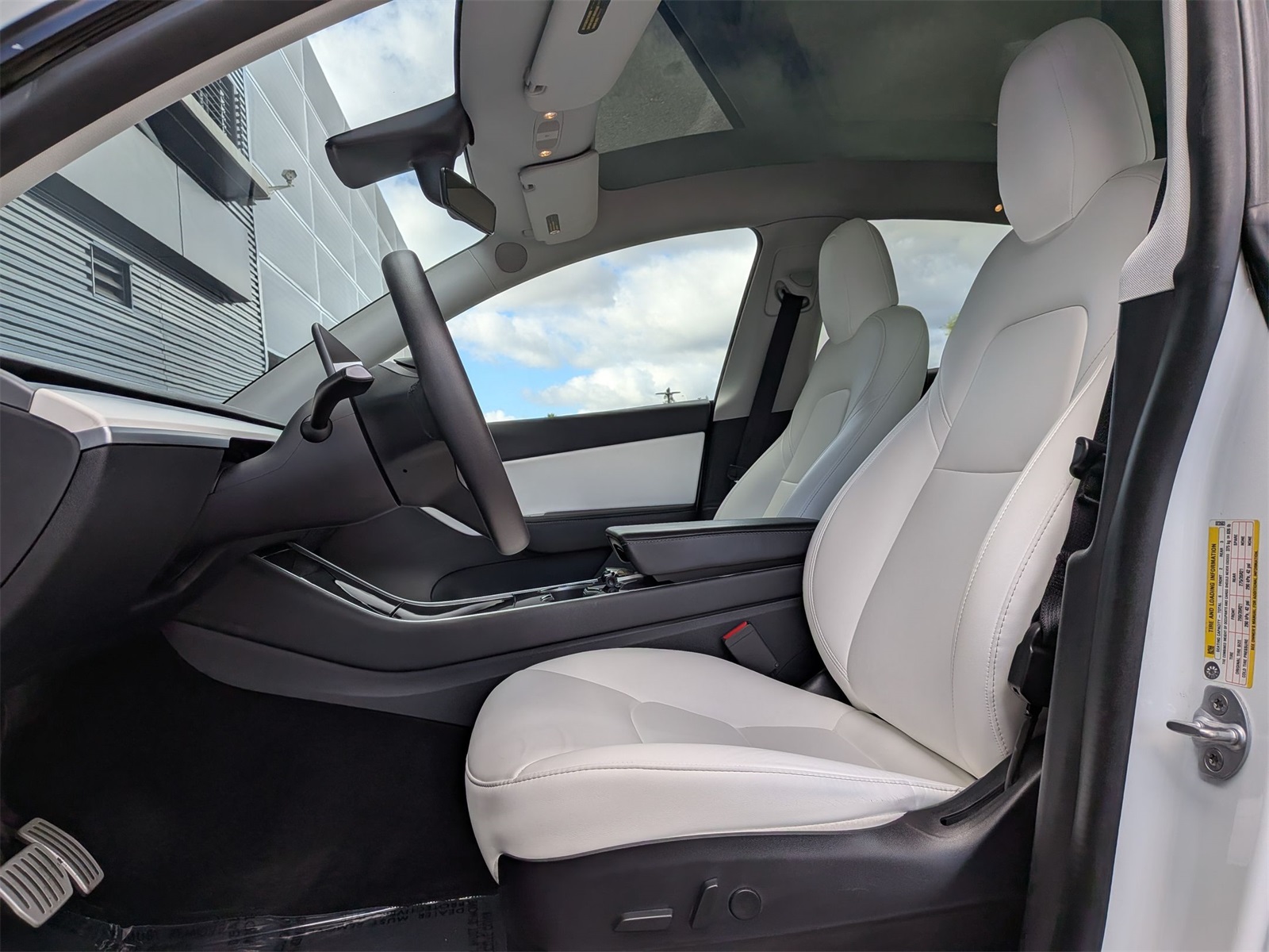 2020 Tesla Model Y Performance photo 5