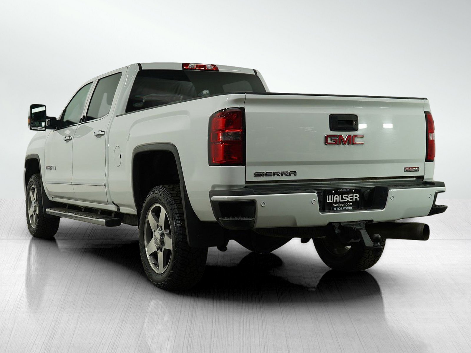 2017 Gmc Sierra 2500 HD photo 3