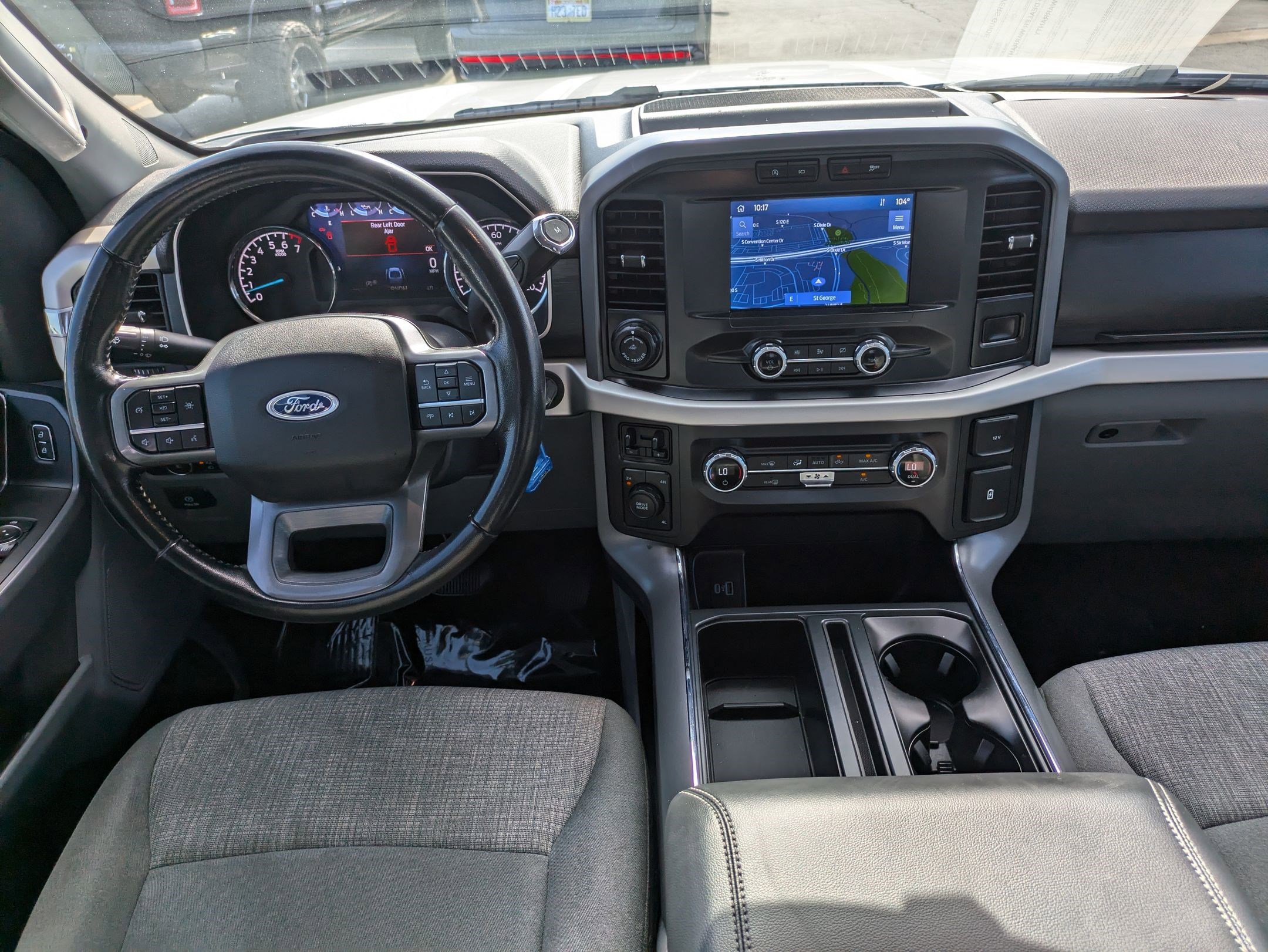 2021 Ford F-150 XLT photo 26