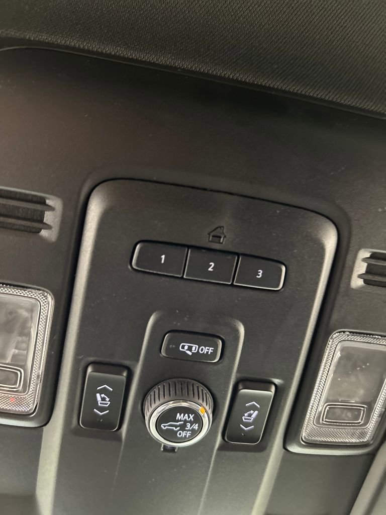 2024 Chevrolet Tahoe High Country photo 20