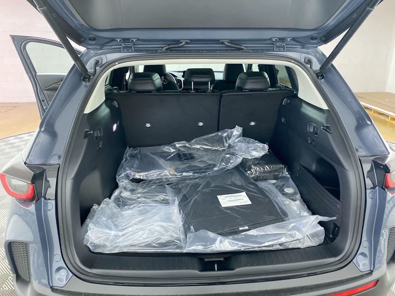 2025 Mazda CX-50 Premium photo 27
