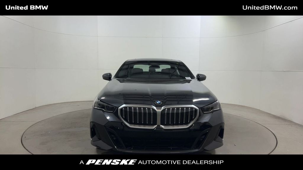 2026 Bmw 530i photo 3