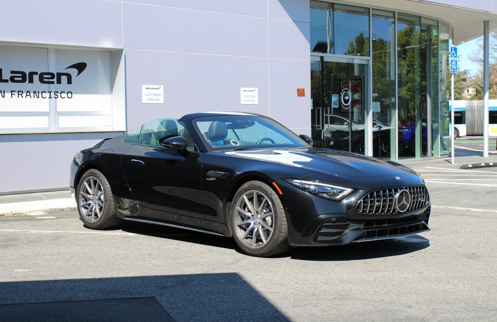 2023 Mercedes Benz SL AMG 43 photo 11