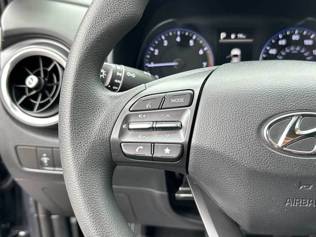 2023 Hyundai Kona SEL photo 45