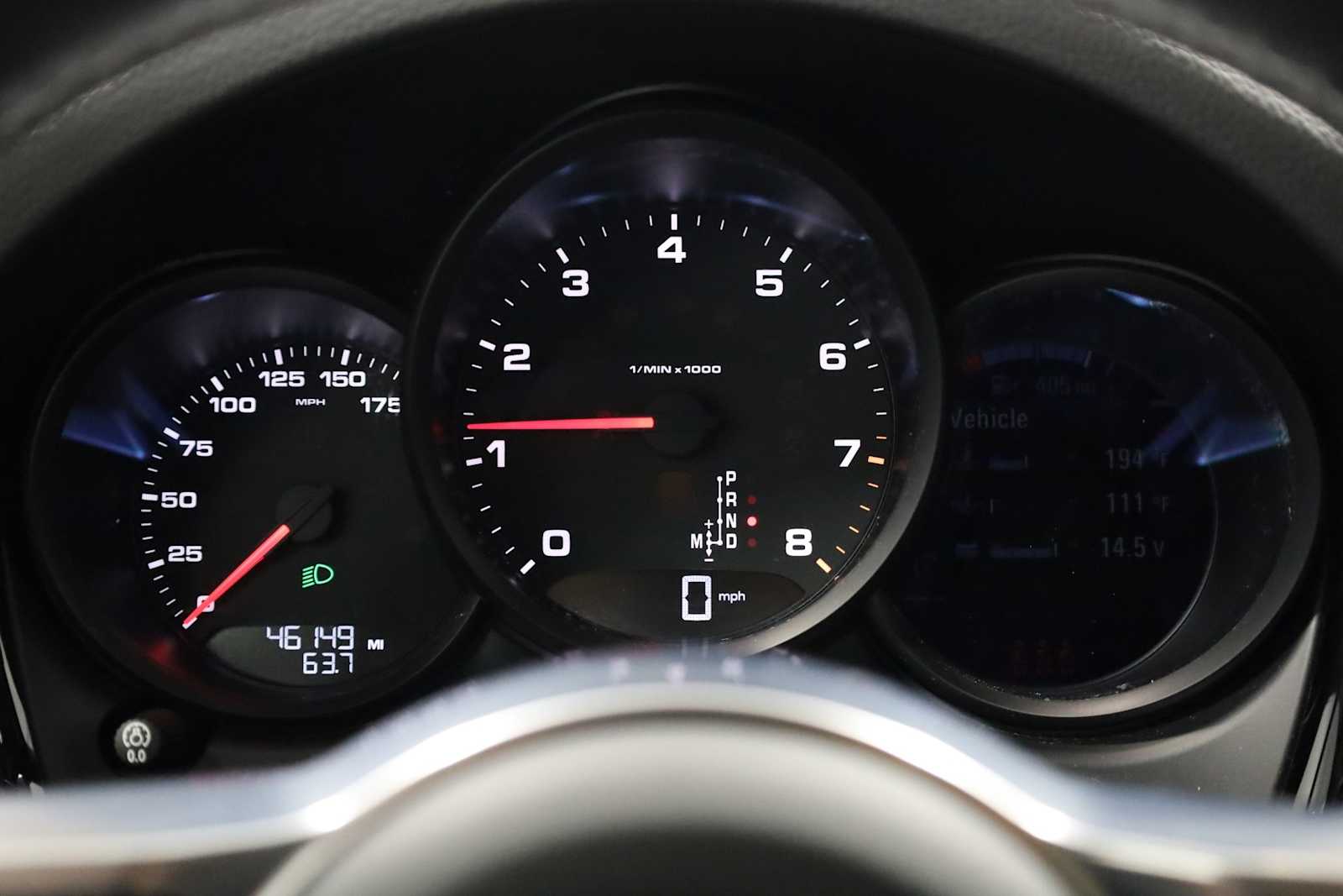 2021 Porsche Macan Base photo 24