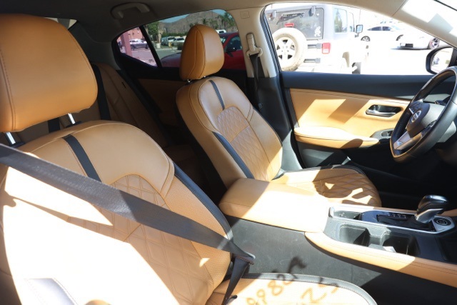 2022 Nissan Sentra SV photo 17