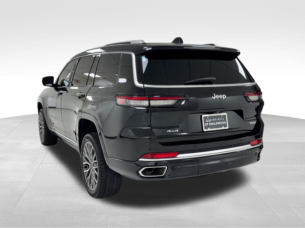 2023 Jeep Grand Cherokee L Summit Reserve photo 4