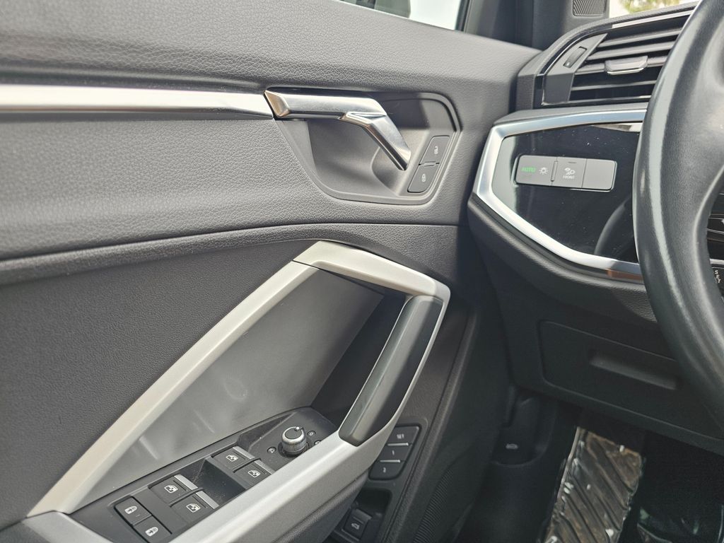 2023 Audi Q3 Premium S line photo 27