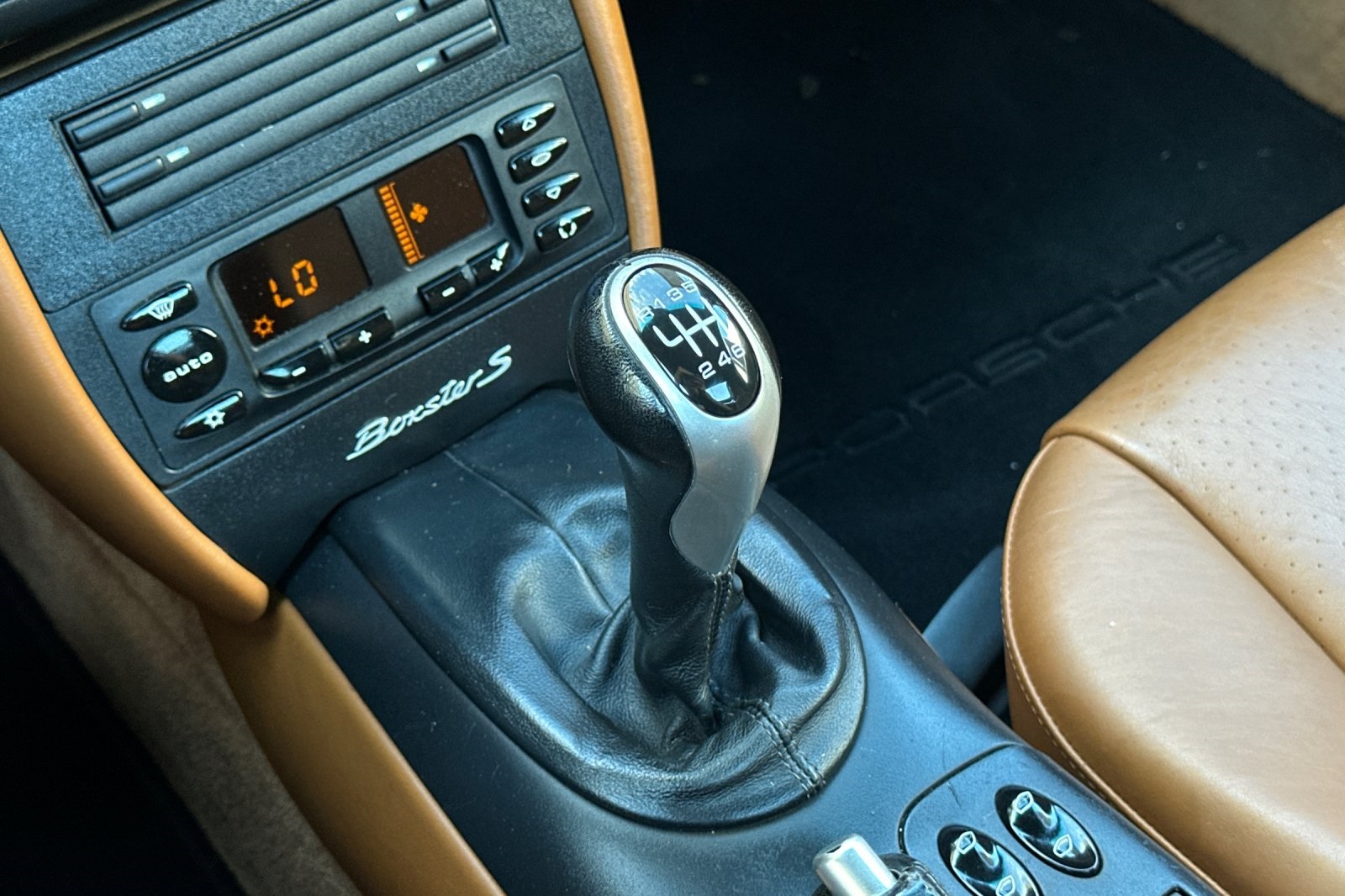 2001 Porsche Boxster S photo 16