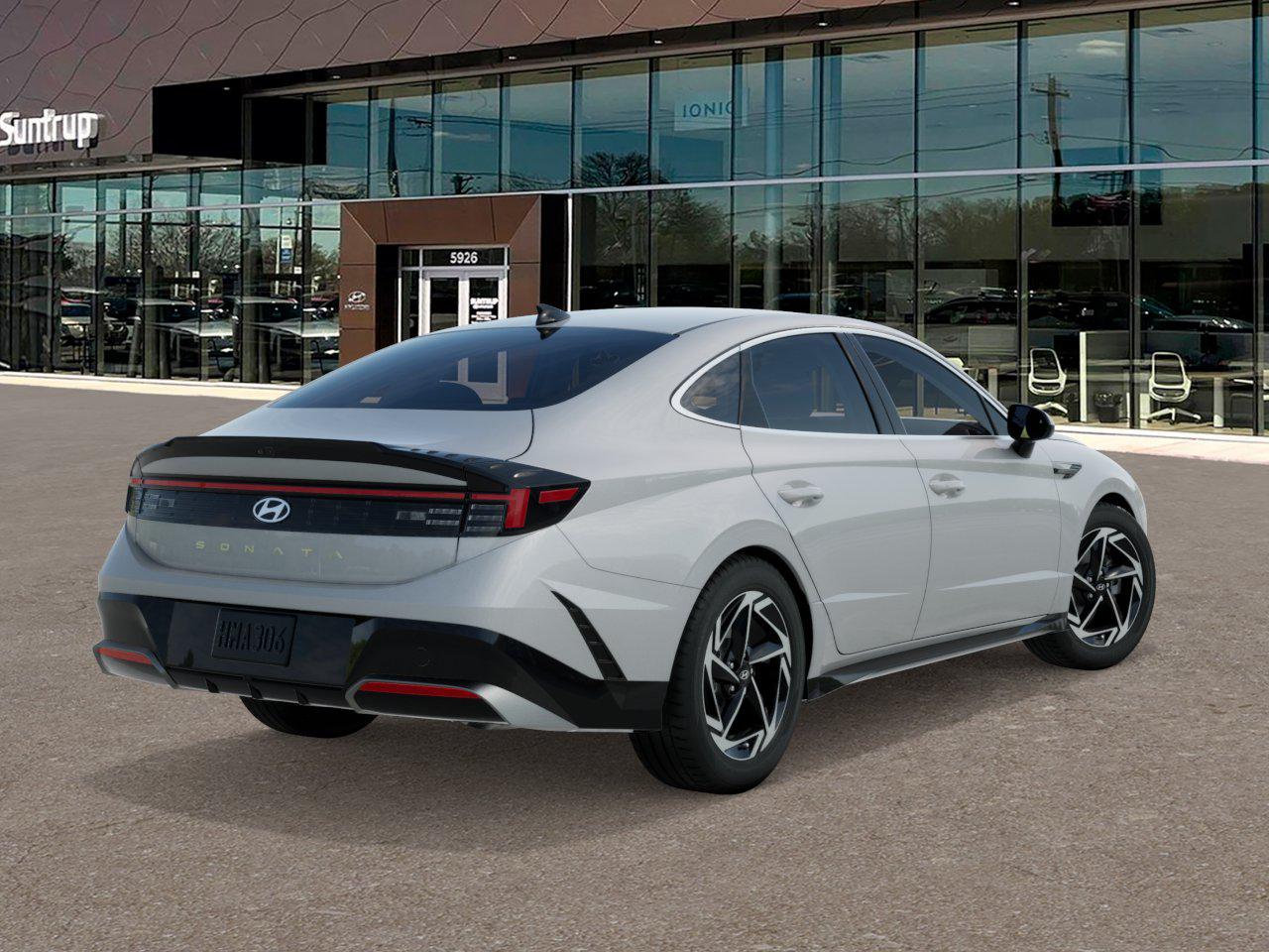 2026 Hyundai Sonata SEL Sport photo 4