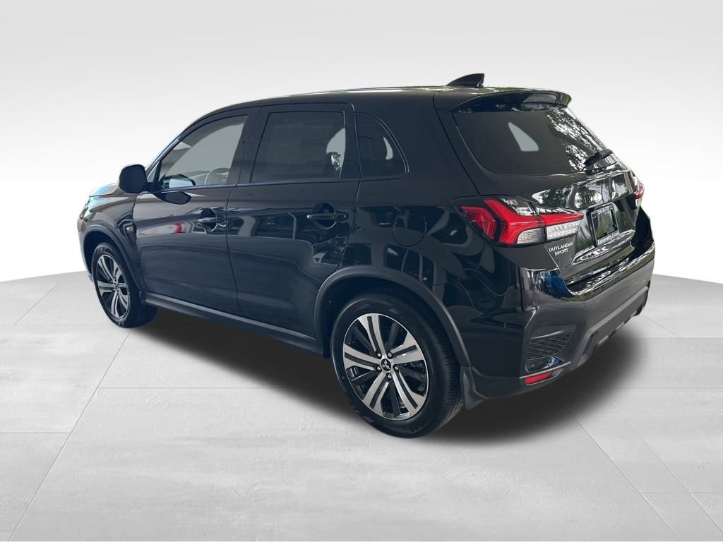 2025 Mitsubishi Outlander Sport ES photo 3