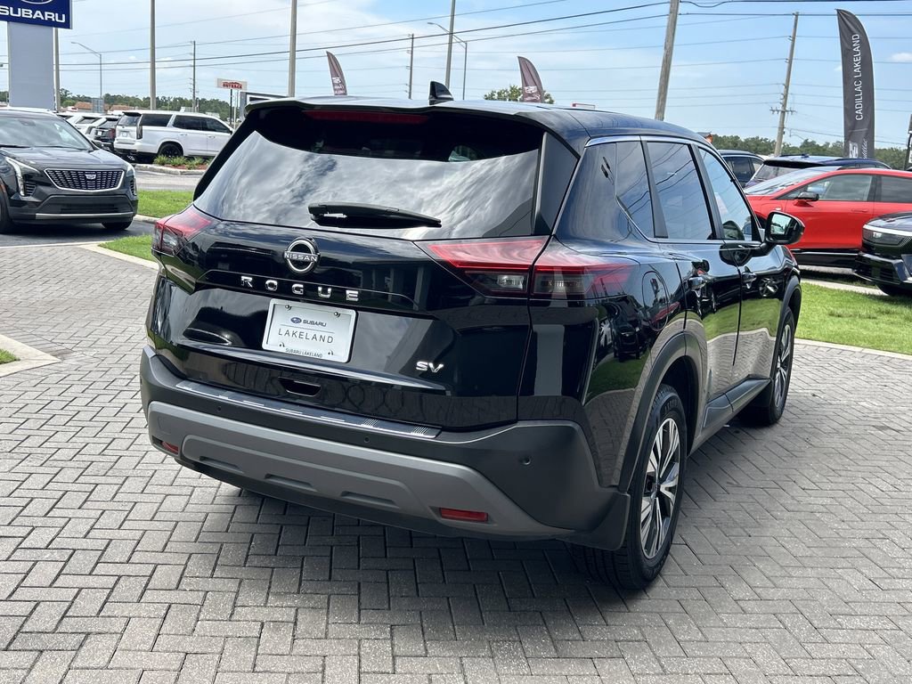 2023 Nissan Rogue SV photo 6