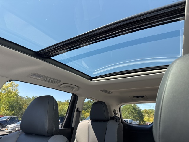 2023 Subaru Ascent Onyx Edition photo 8